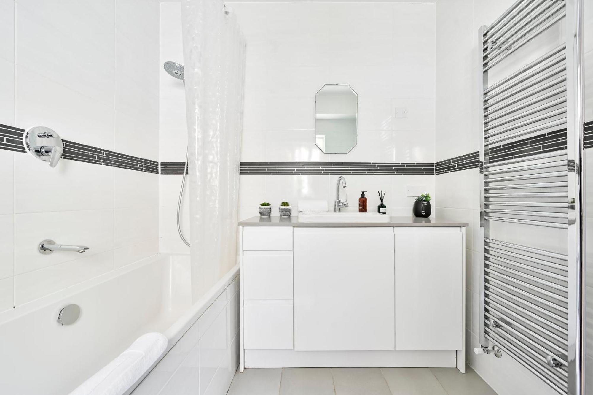 Appartamento Magnificent 2 Bed Hyde Park Mews House Londra Esterno foto