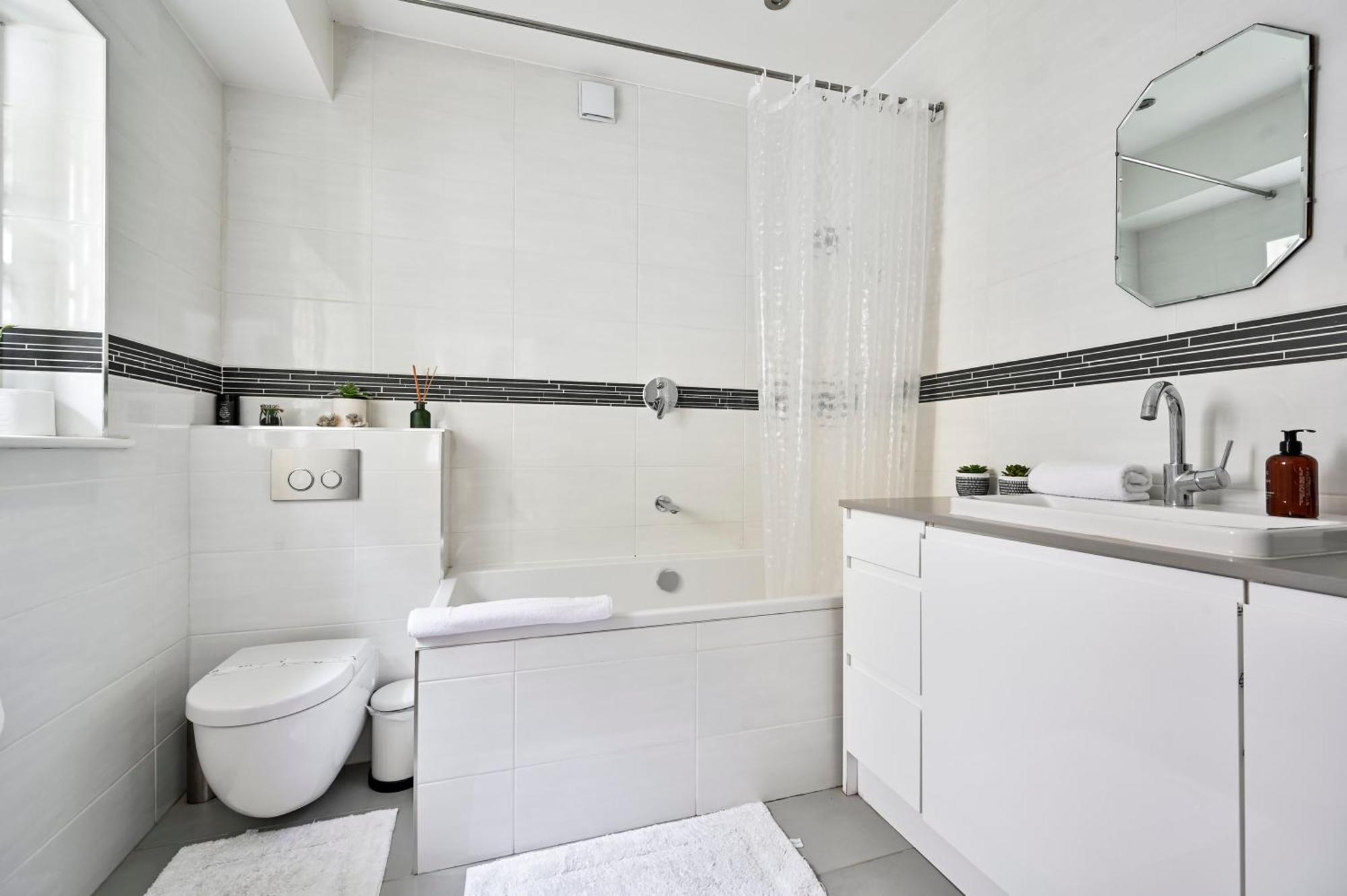 Appartamento Magnificent 2 Bed Hyde Park Mews House Londra Esterno foto