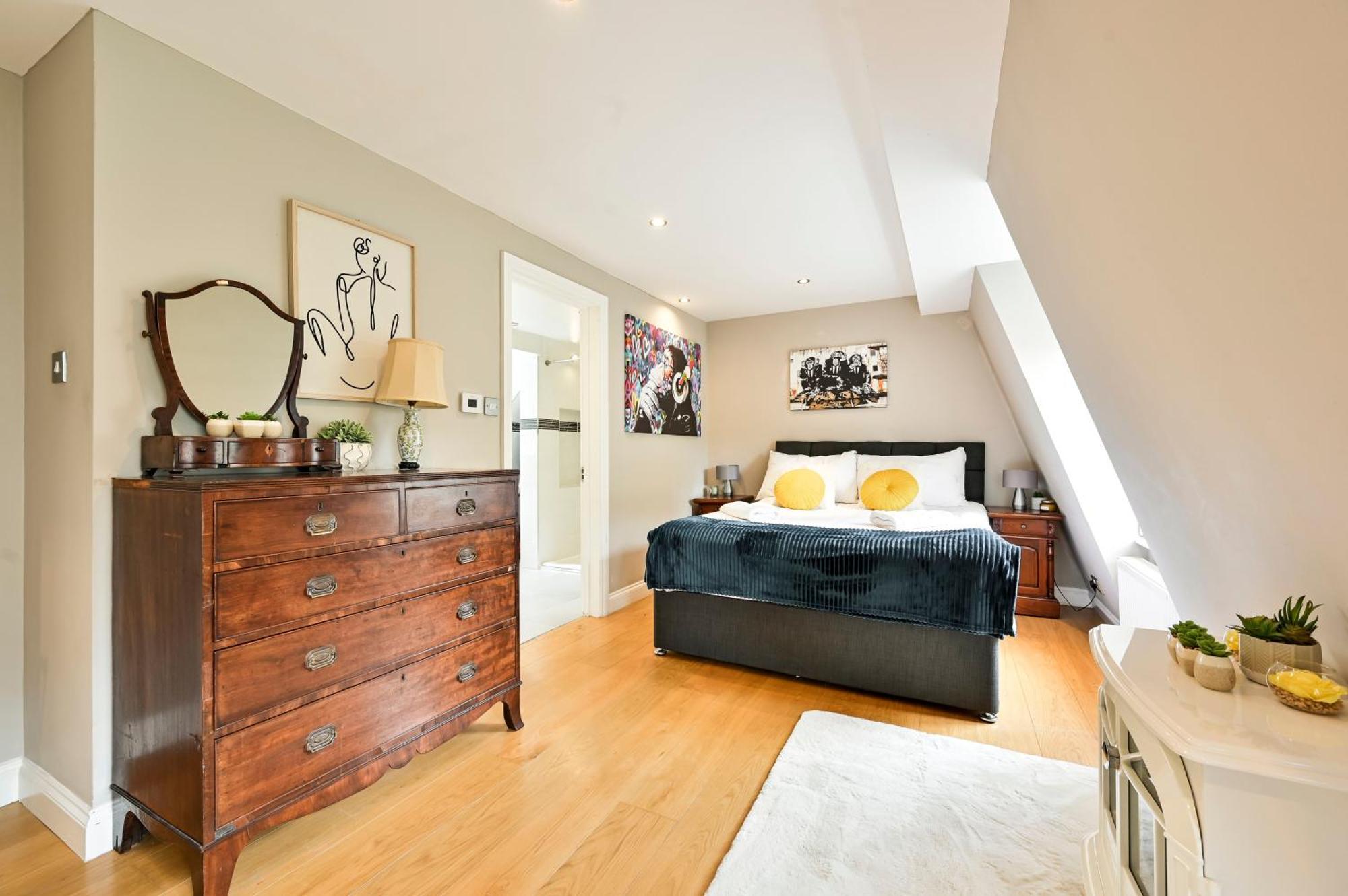 Appartamento Magnificent 2 Bed Hyde Park Mews House Londra Esterno foto