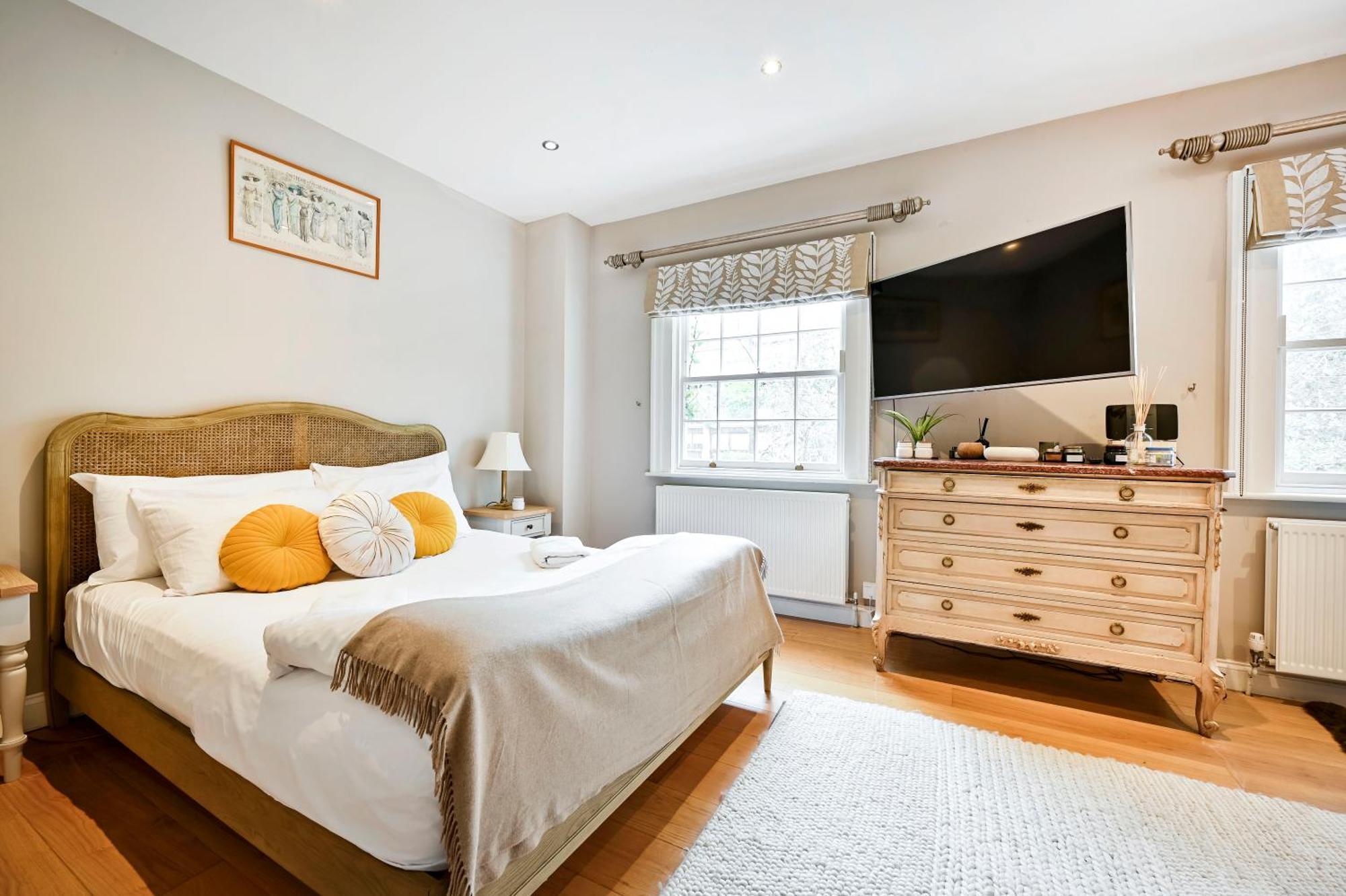 Appartamento Magnificent 2 Bed Hyde Park Mews House Londra Esterno foto